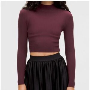 Lululemon Ribbed Knit Twist Back Mockneck sweater in garnet